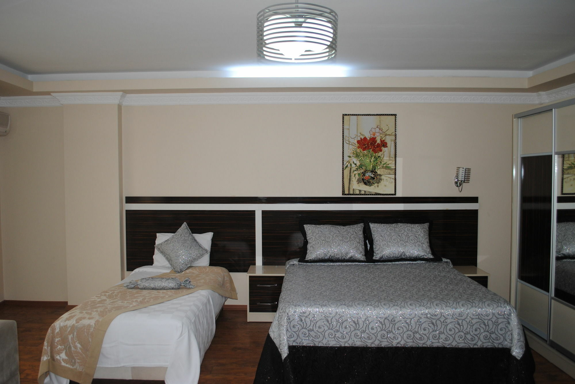 Diamond Suites Residence Estambul Exterior foto